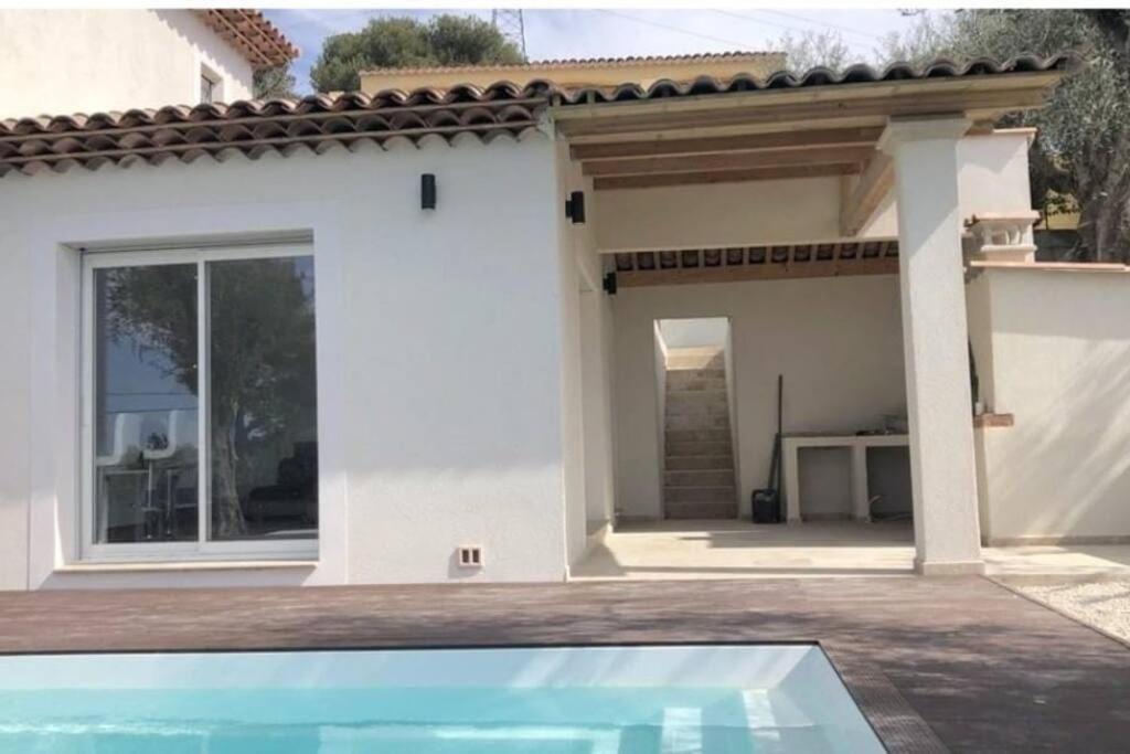 Villa Nice, Magnifique Vue Mer Avec Piscine